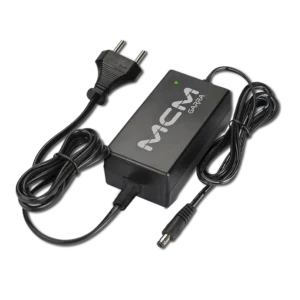 Fonte Chaveada Desktop CFTV Garra 12,8V 3A Bivolt MCM - PR1361